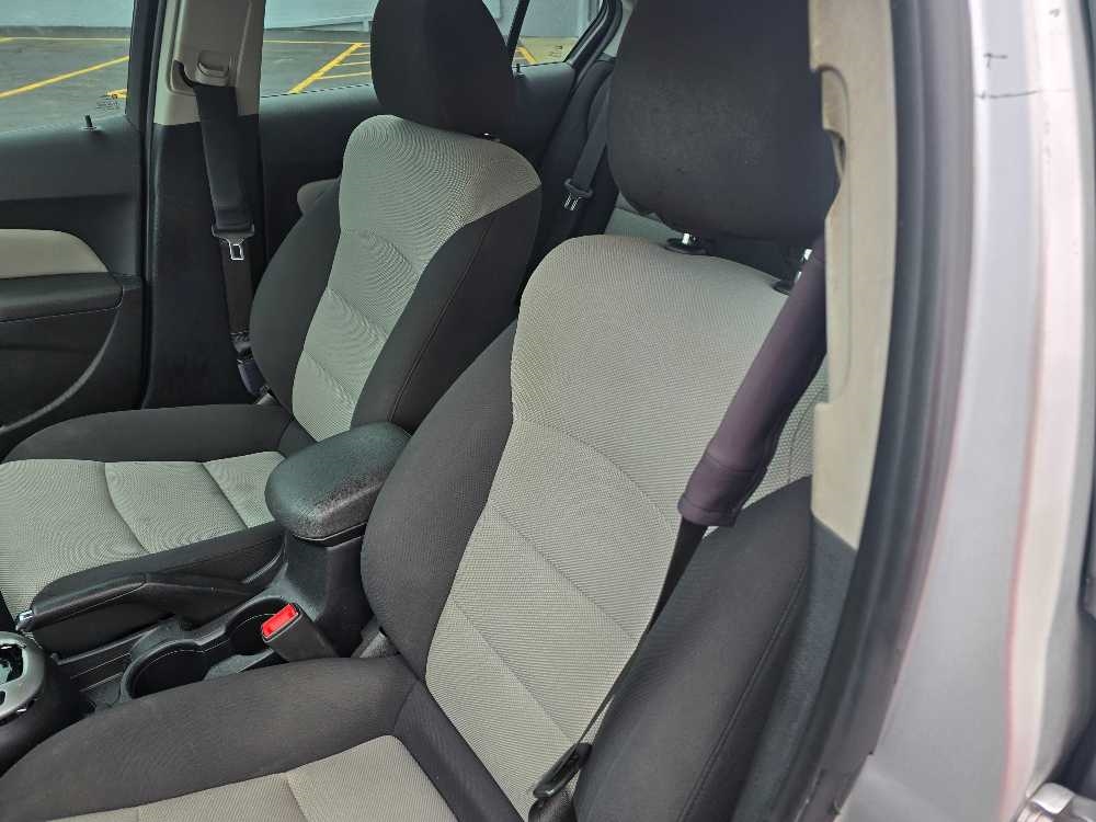 CHEVROLET CRUZE 1LS