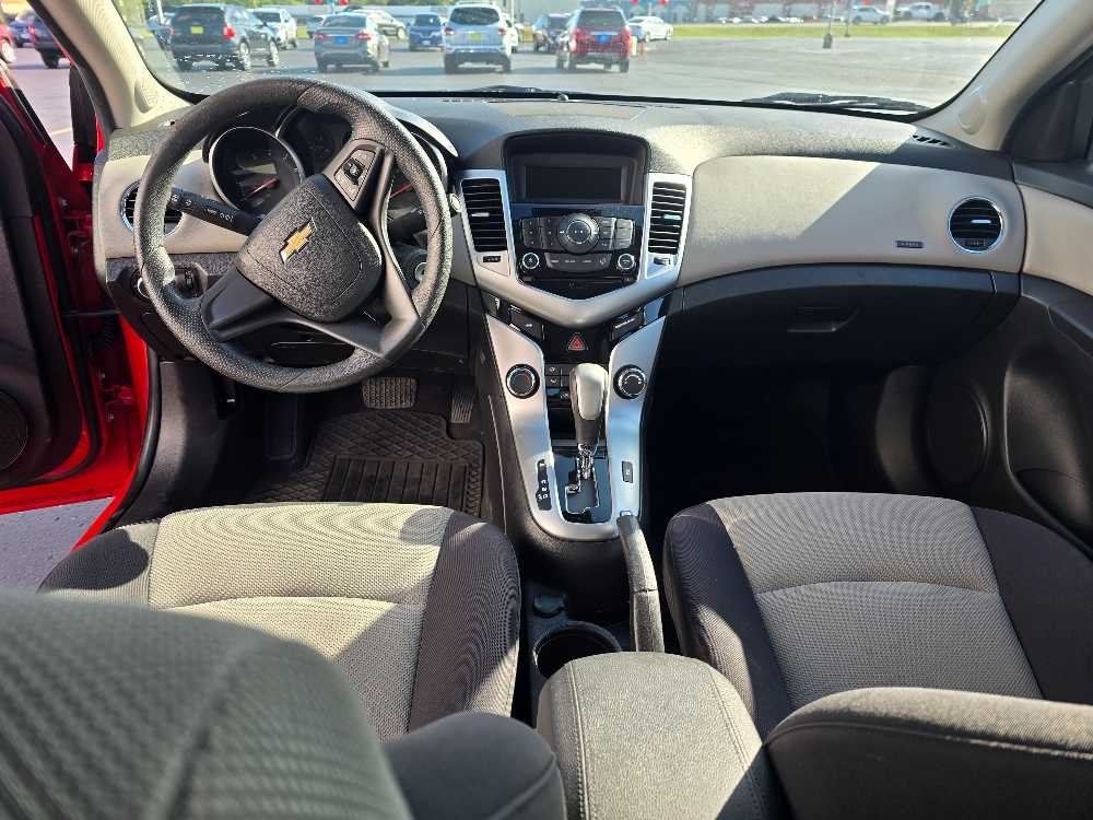 CHEVROLET CRUZE 1LS