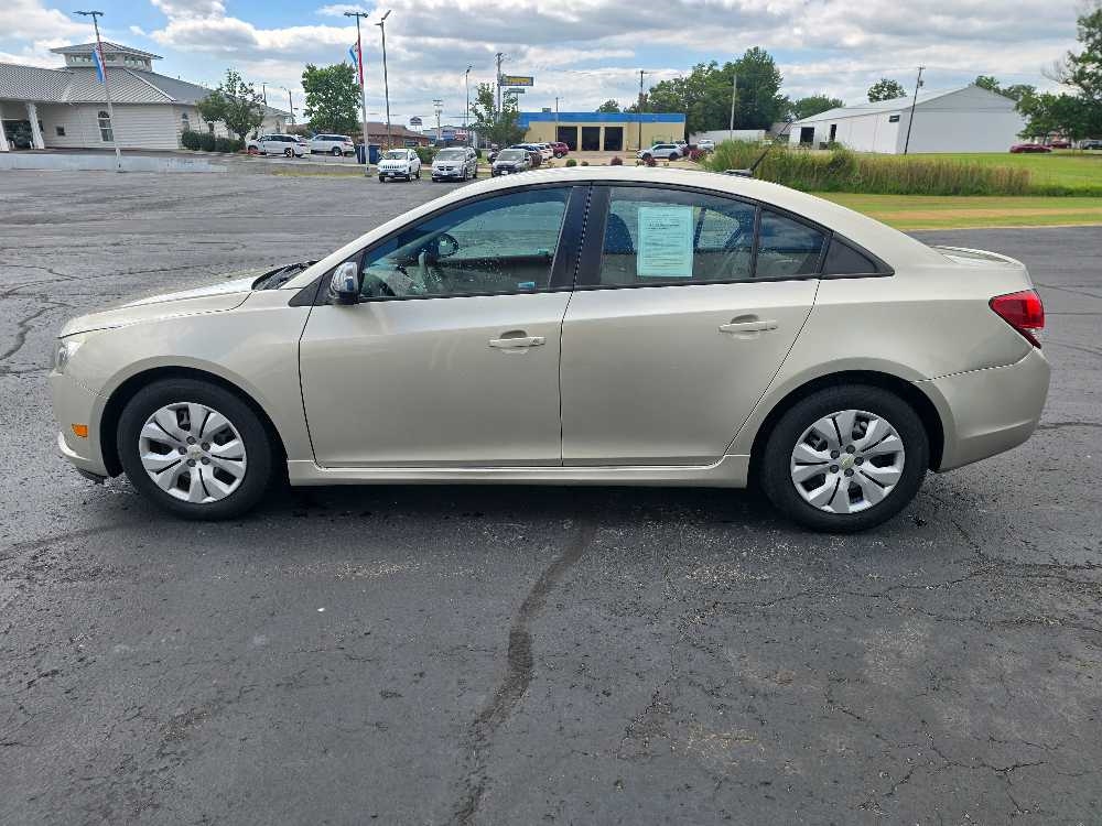 CHEVROLET CRUZE 1LS