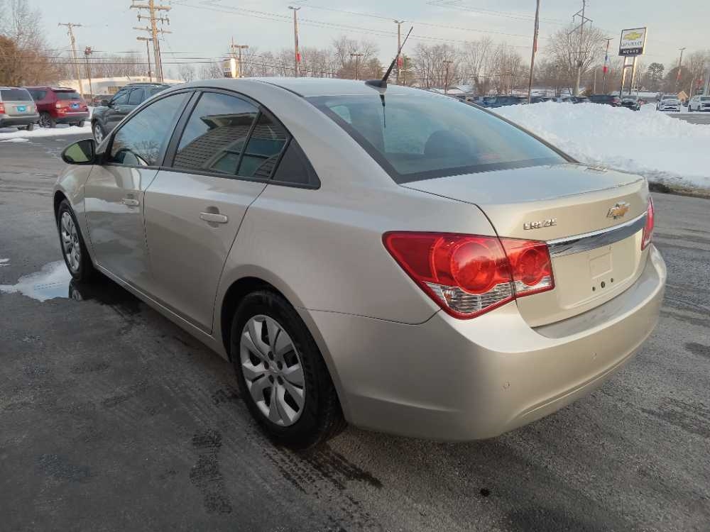 CHEVROLET CRUZE 1LS
