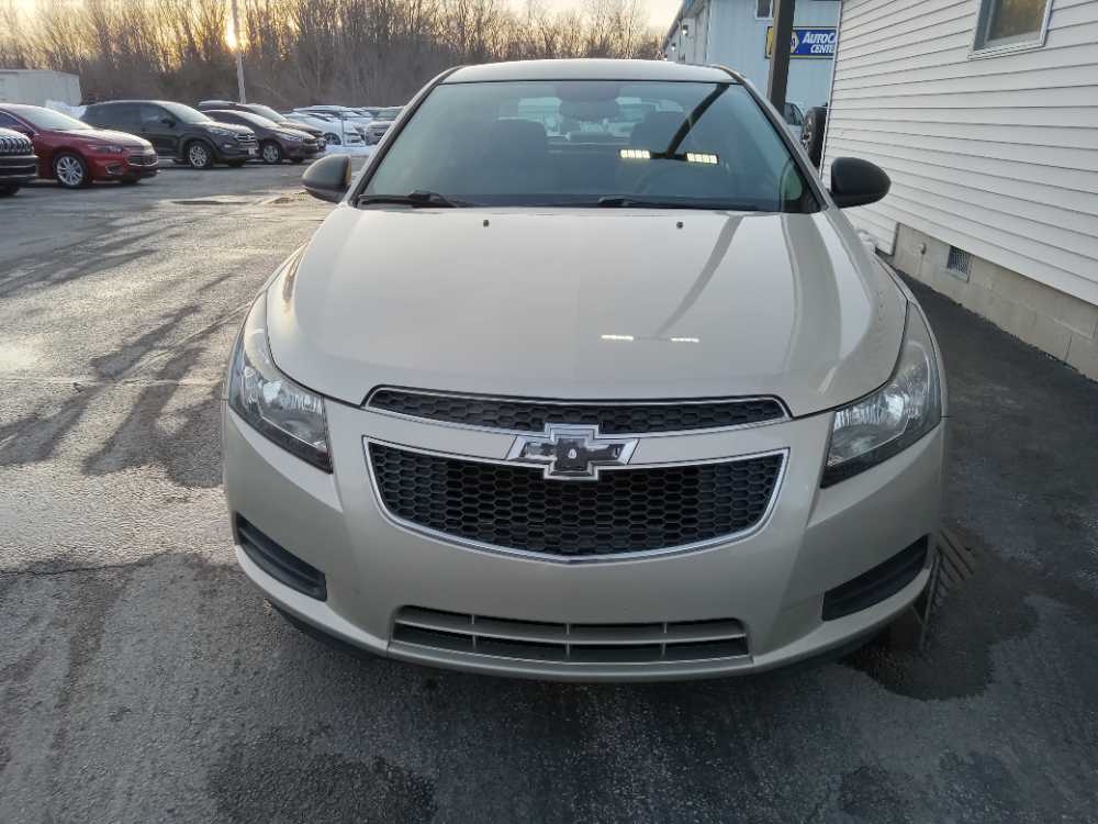 CHEVROLET CRUZE 1LS
