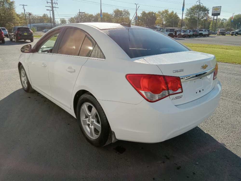 CHEVROLET CRUZE 1LT