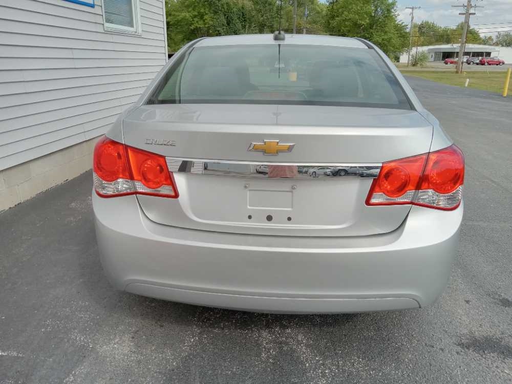 CHEVROLET CRUZE LIMITED LS