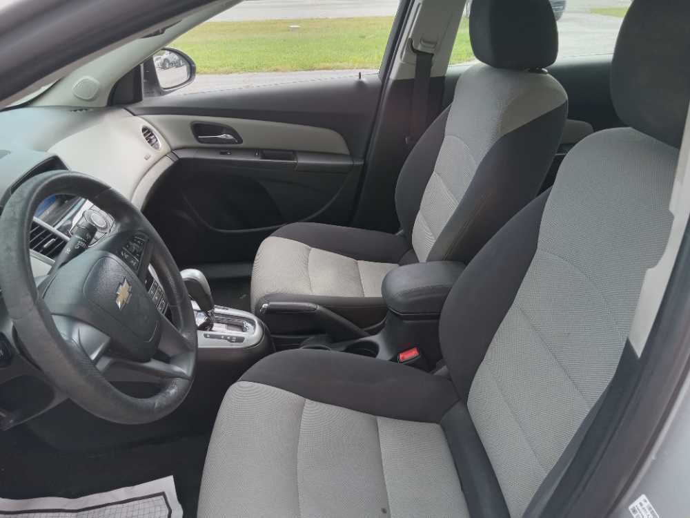 CHEVROLET CRUZE LIMITED LS