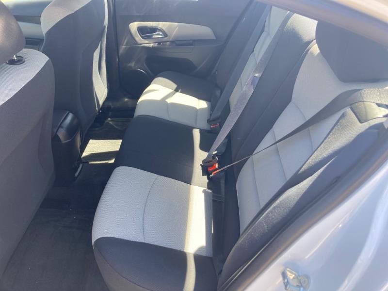 2016 Chevrolet Cruze Limited LS's photo