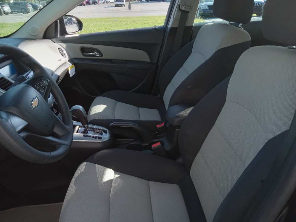 CHEVROLET CRUZE LIMITED LS