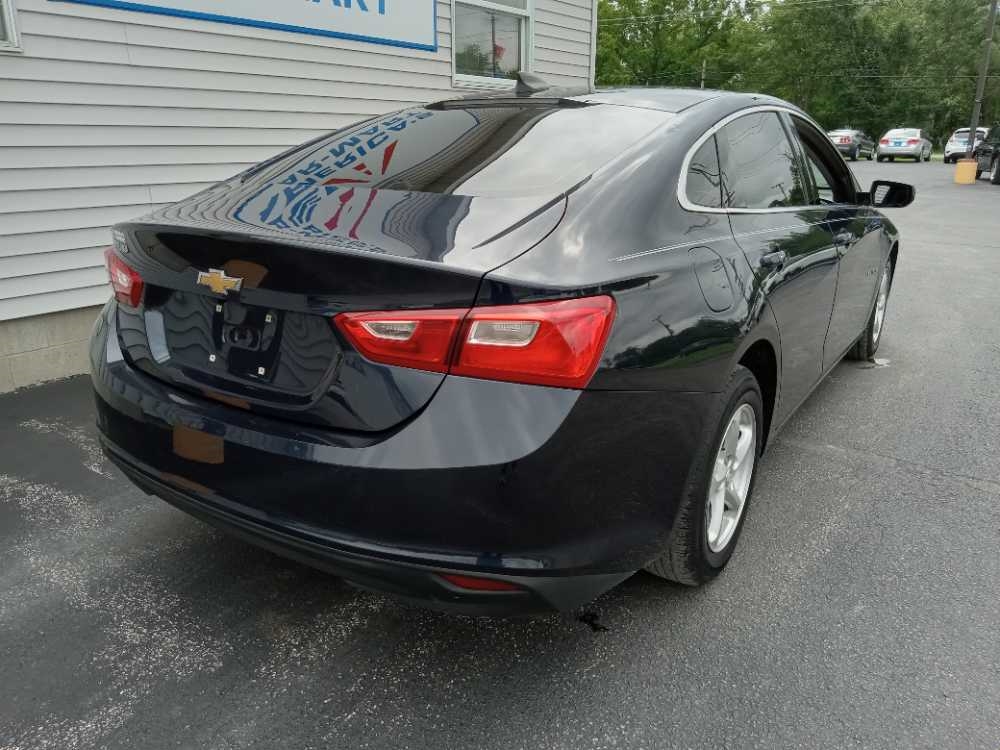 CHEVROLET MALIBU LS (1LS)