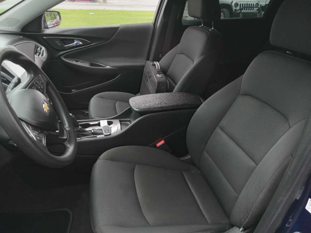 CHEVROLET MALIBU LS (1LS)