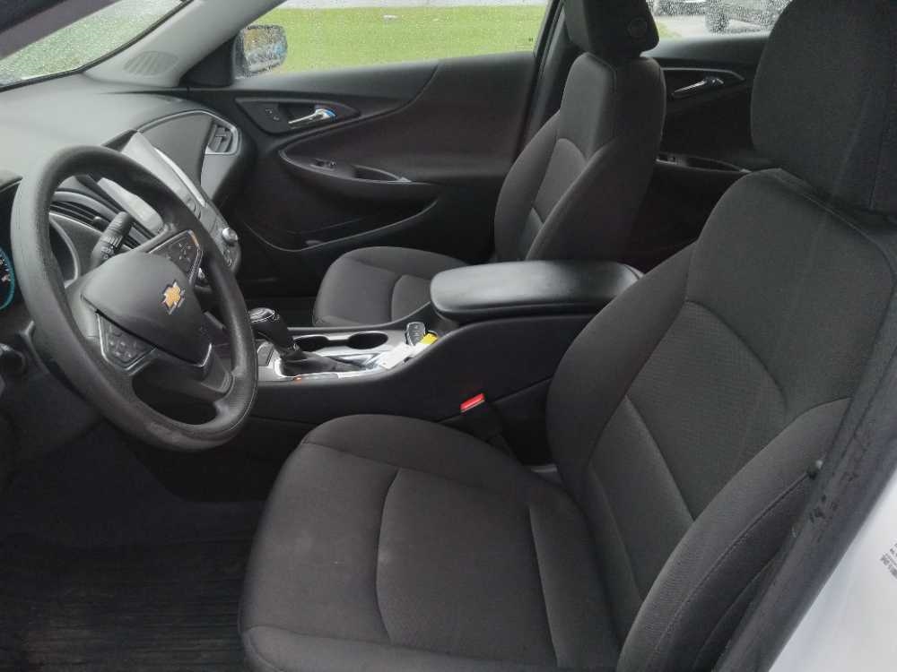 CHEVROLET MALIBU LS (1LS)