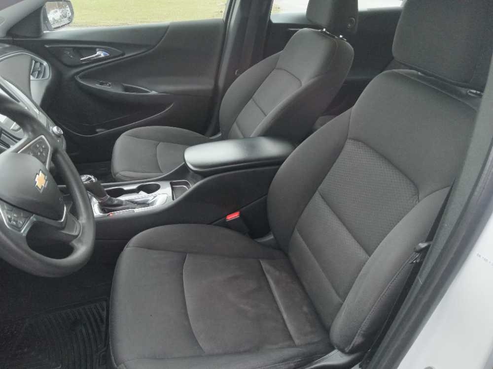 CHEVROLET MALIBU LS (1LS)