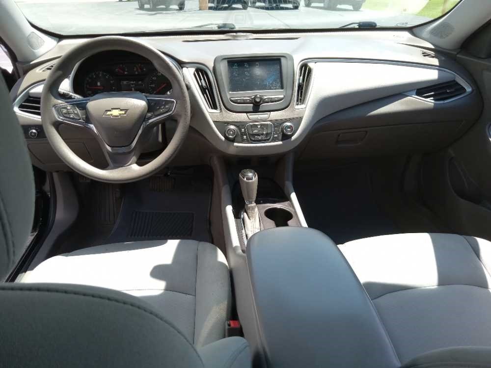 CHEVROLET MALIBU LS (1LS)