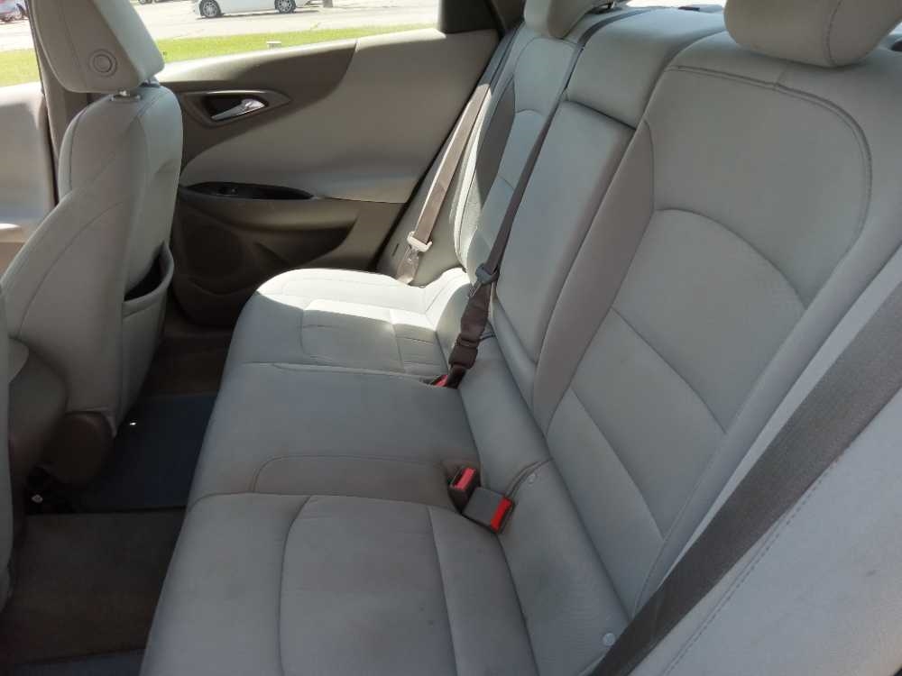 CHEVROLET MALIBU LS (1LS)