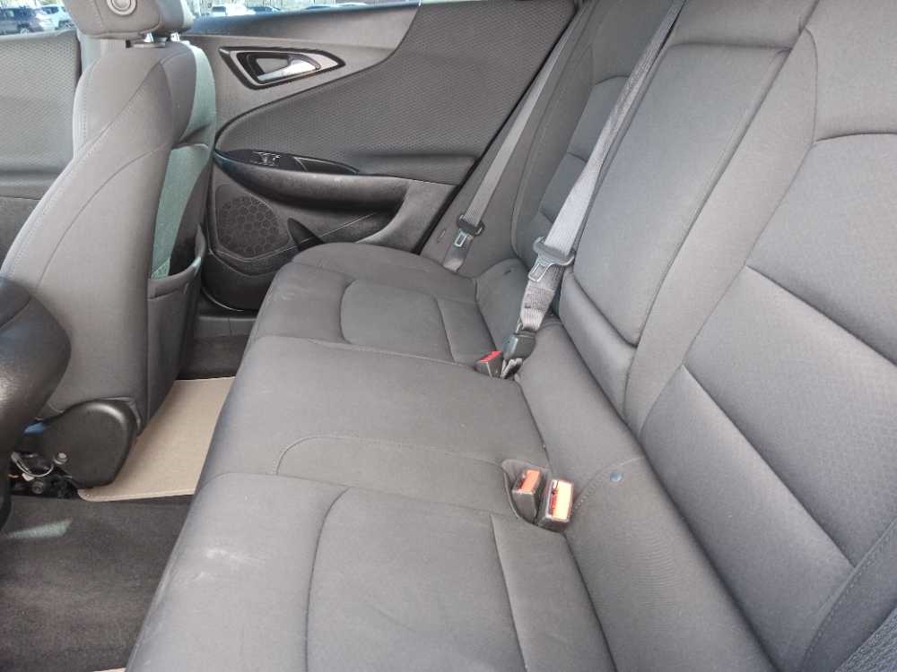 CHEVROLET MALIBU LS (1FL)