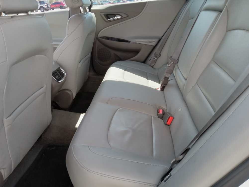 CHEVROLET MALIBU LT (1LT)