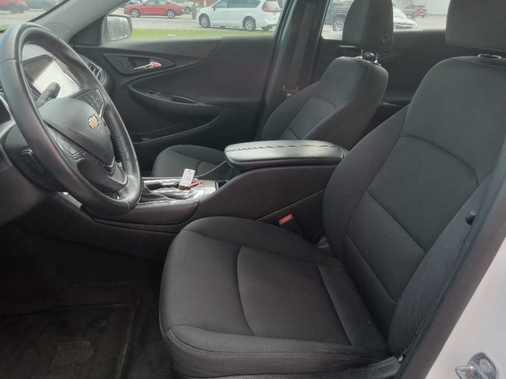 CHEVROLET MALIBU LT (1LT)