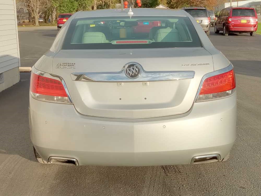 BUICK LACROSSE PREMIUM 1