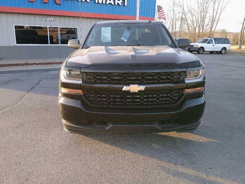 2018 Chevrolet Silverado 1500 Custom's photo