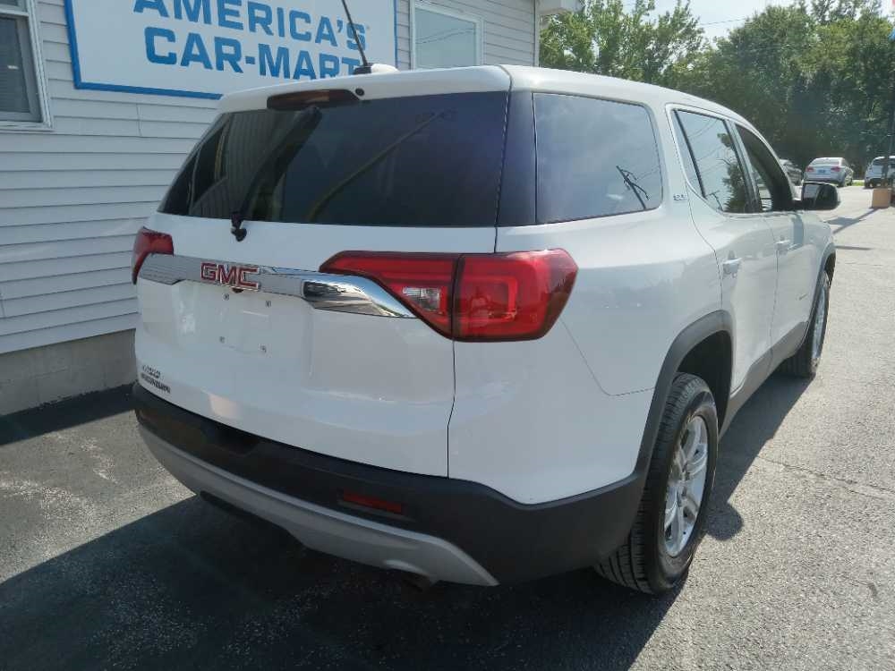 GMC ACADIA SLE1