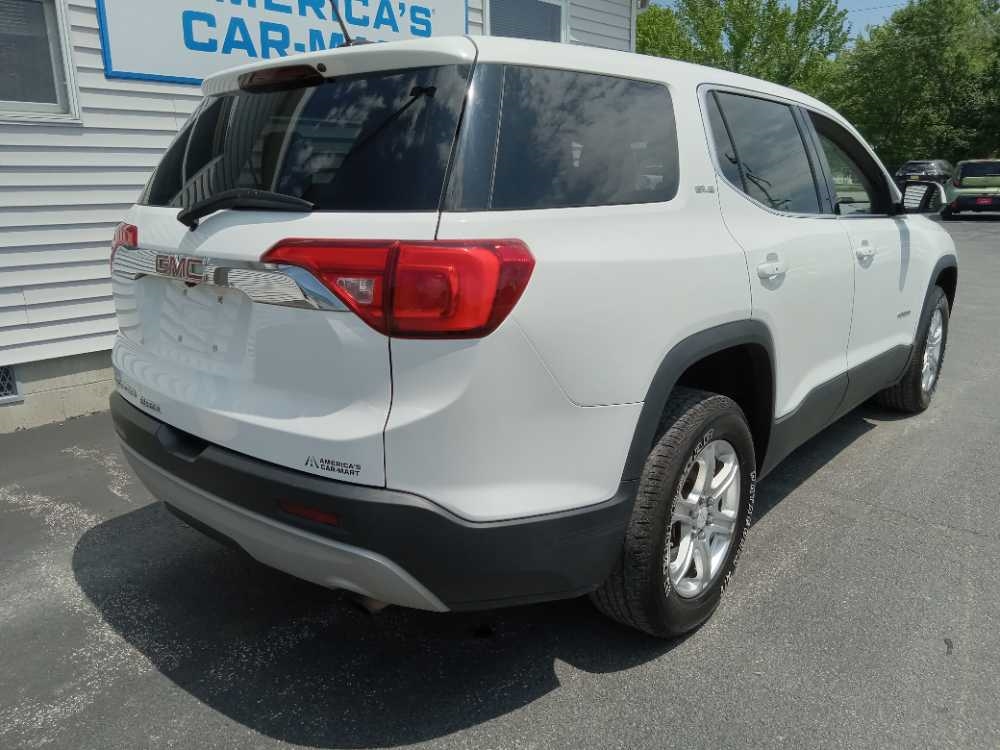 GMC ACADIA SLE1