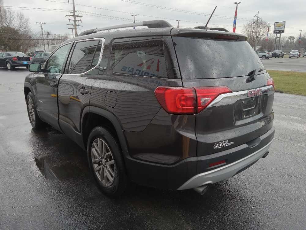 GMC ACADIA SLE2
