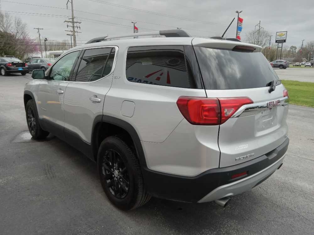 GMC ACADIA SLT1