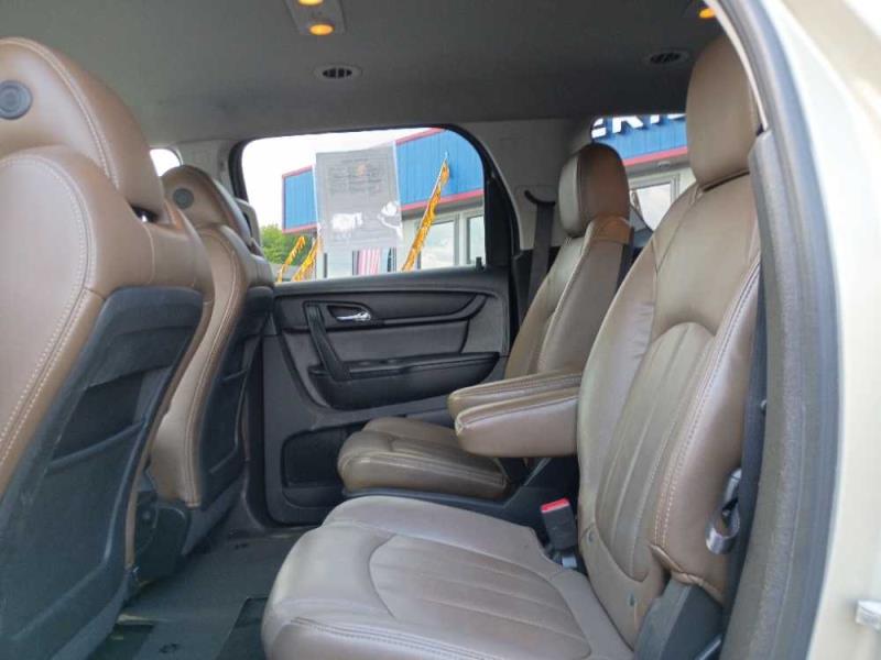 2016 GMC Acadia SLE-2's photo