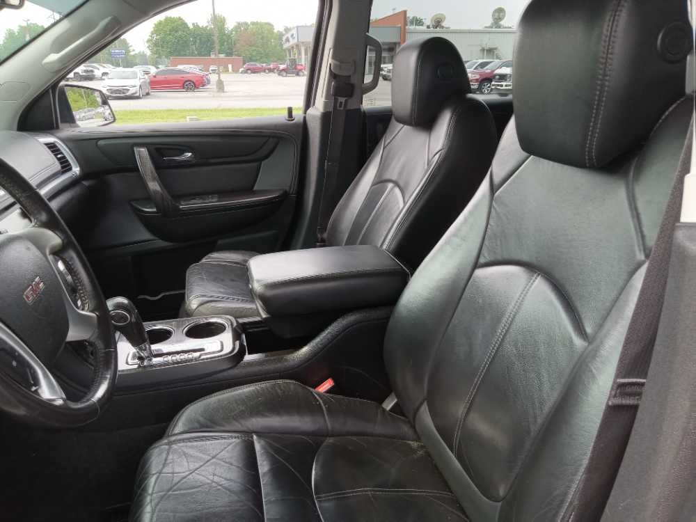 GMC ACADIA SLT1