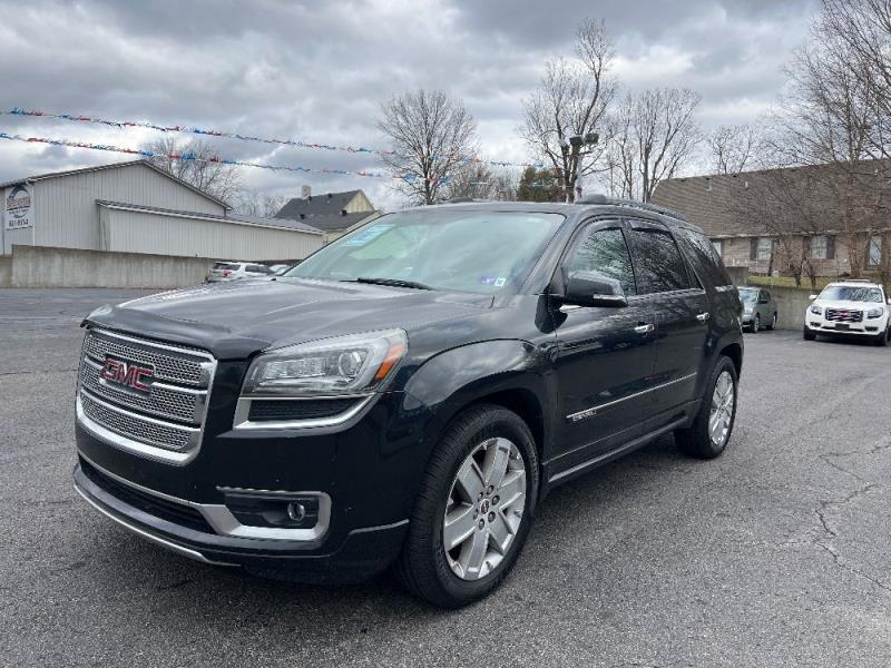 2013 GMC Acadia Denali's photo