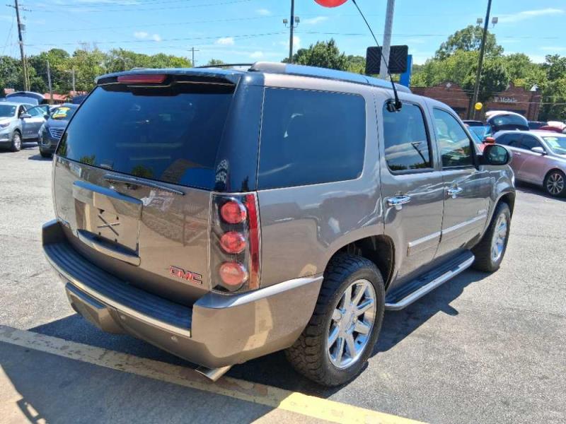 Image of 2014 GMC Yukon Denali