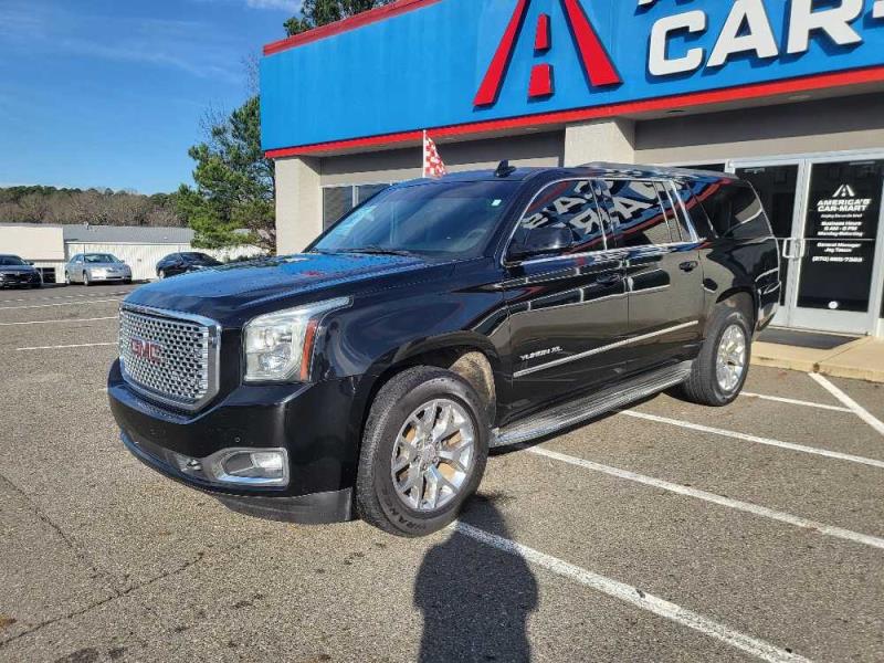 2015 GMC Yukon XL SLE's photo