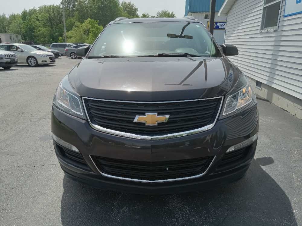 CHEVROLET TRAVERSE LS