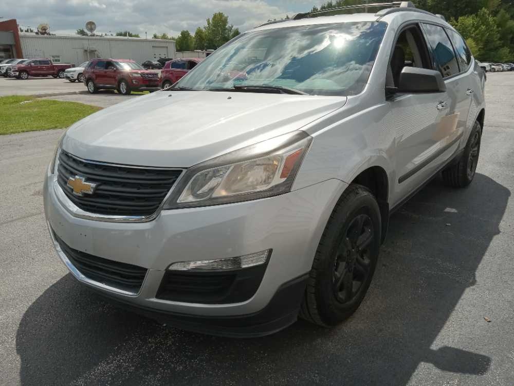 2017 CHEVROLET TRAVERSE LS