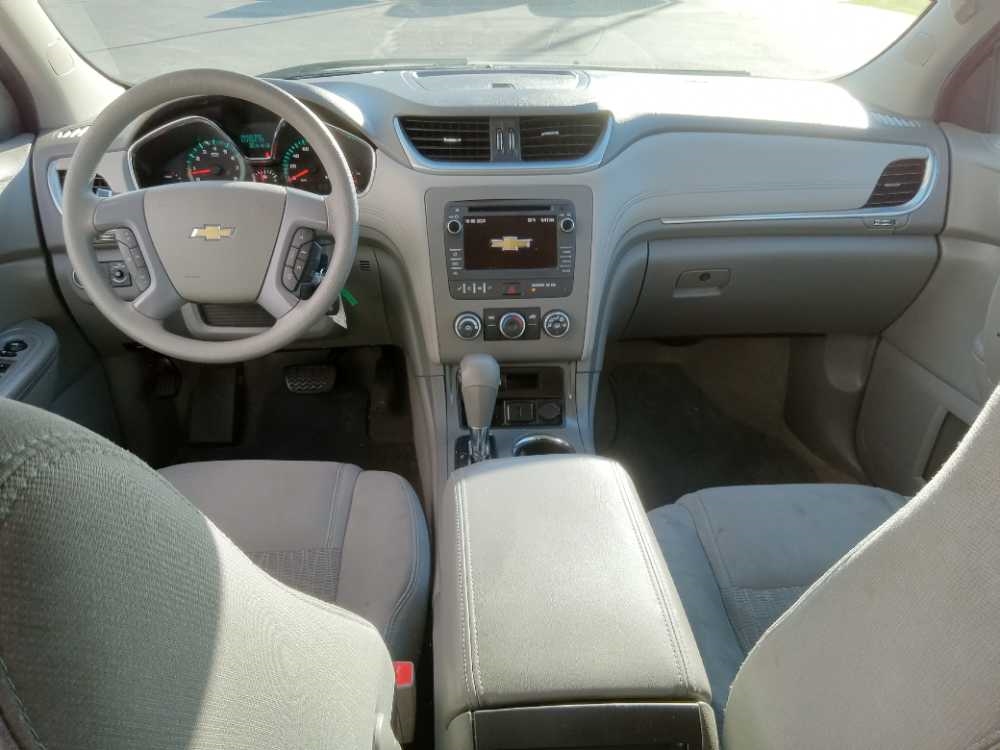 CHEVROLET TRAVERSE LS