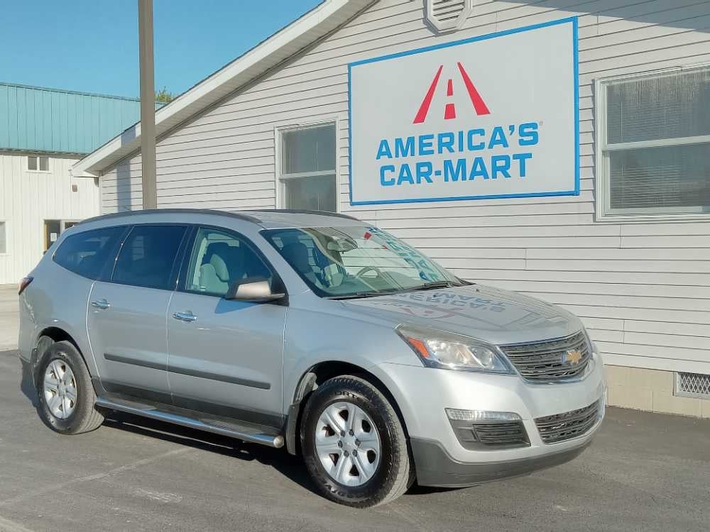 CHEVROLET TRAVERSE LS