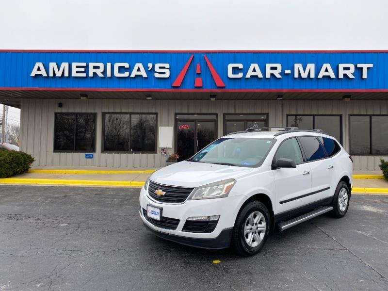 2017 Chevrolet Traverse LS's photo