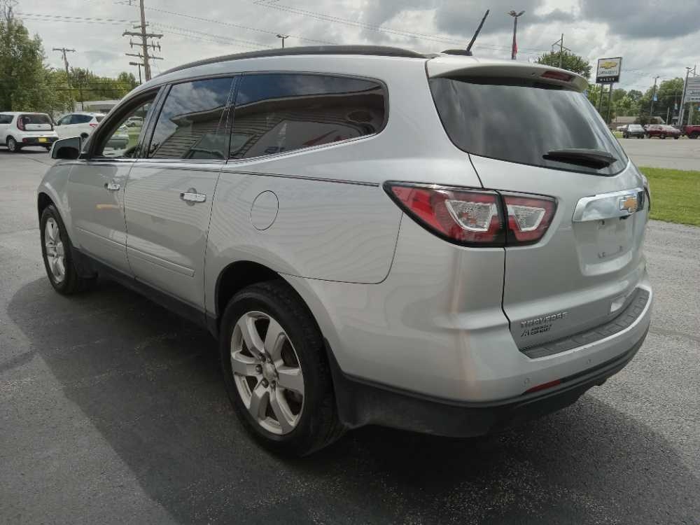 CHEVROLET TRAVERSE 1LT