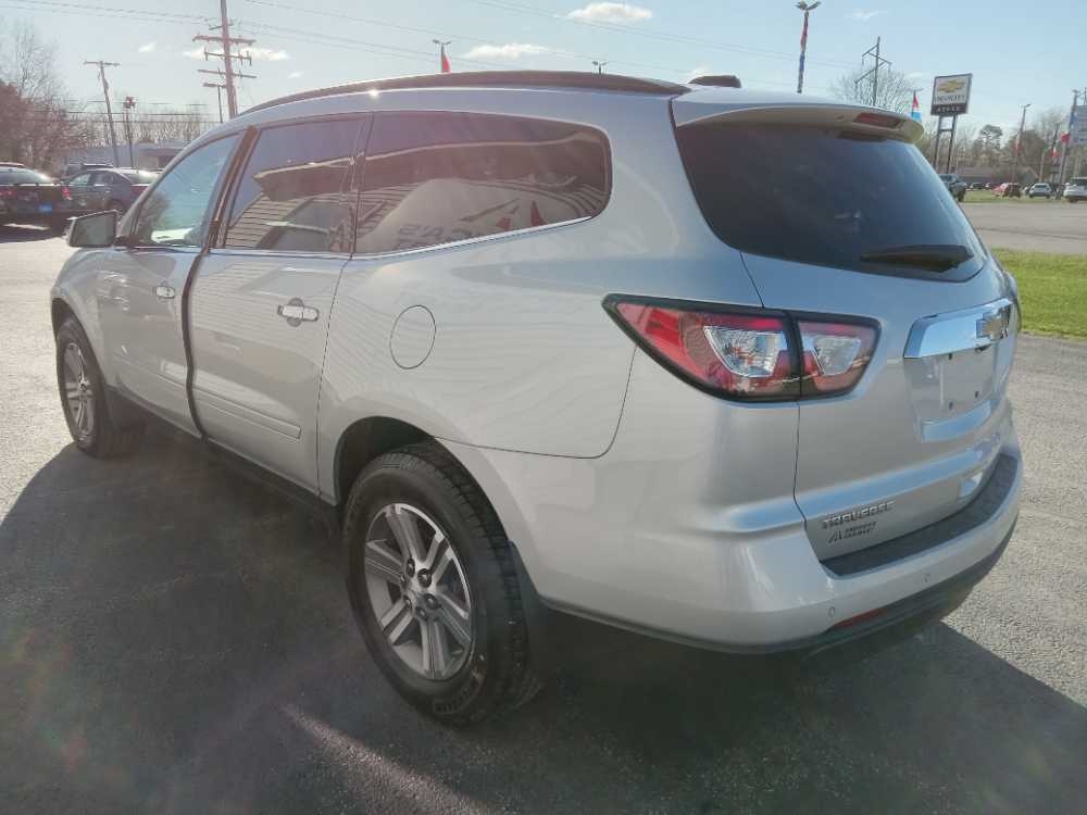 CHEVROLET TRAVERSE 2LT