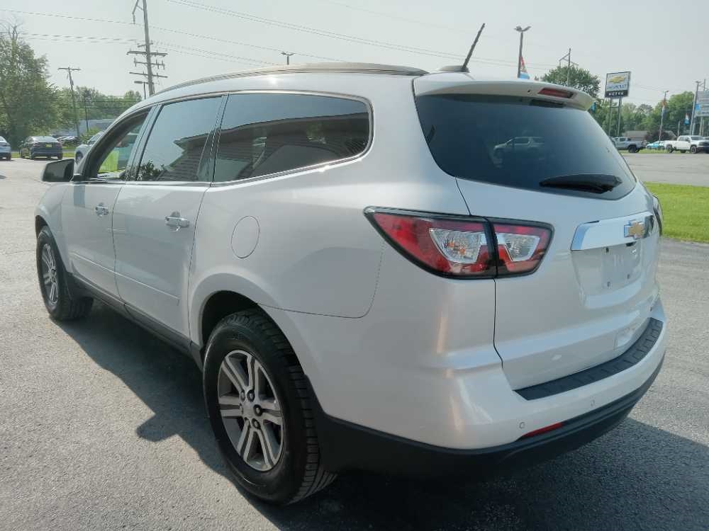 CHEVROLET TRAVERSE 2LT