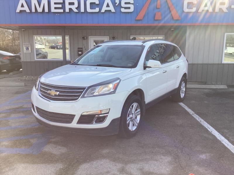 2013 Chevrolet Traverse 2LT's photo
