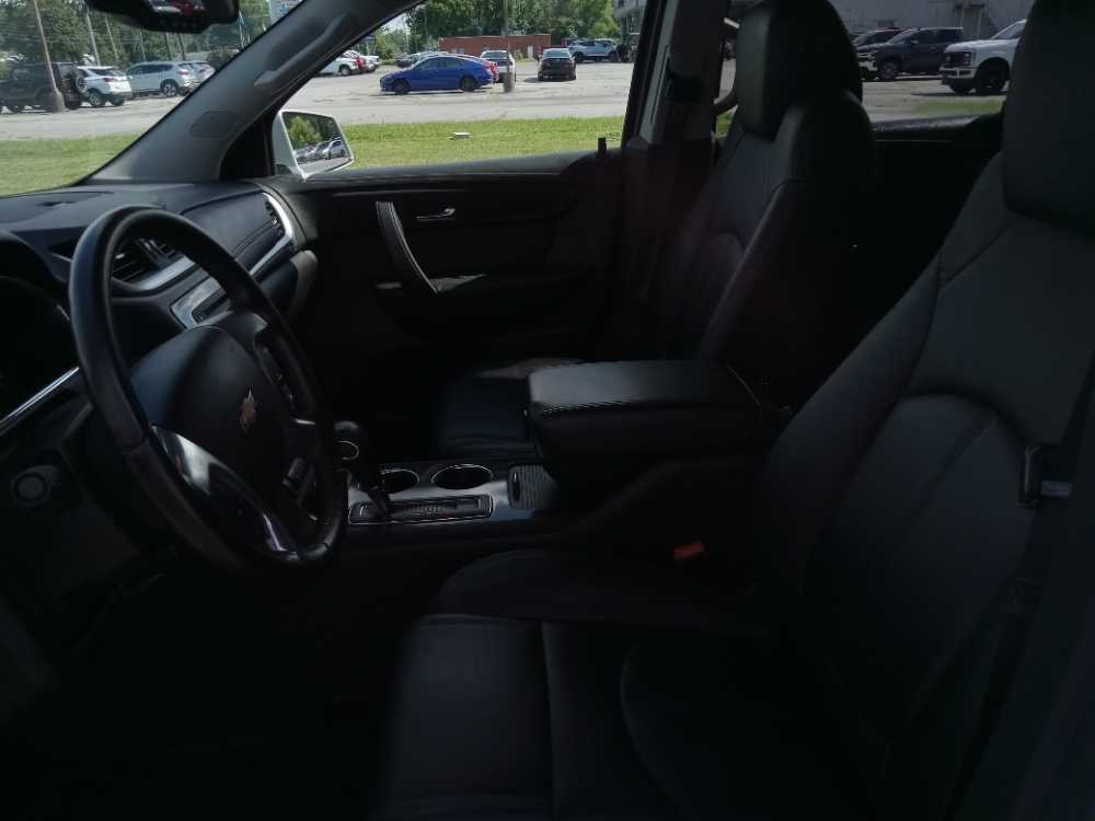 CHEVROLET TRAVERSE 2LT