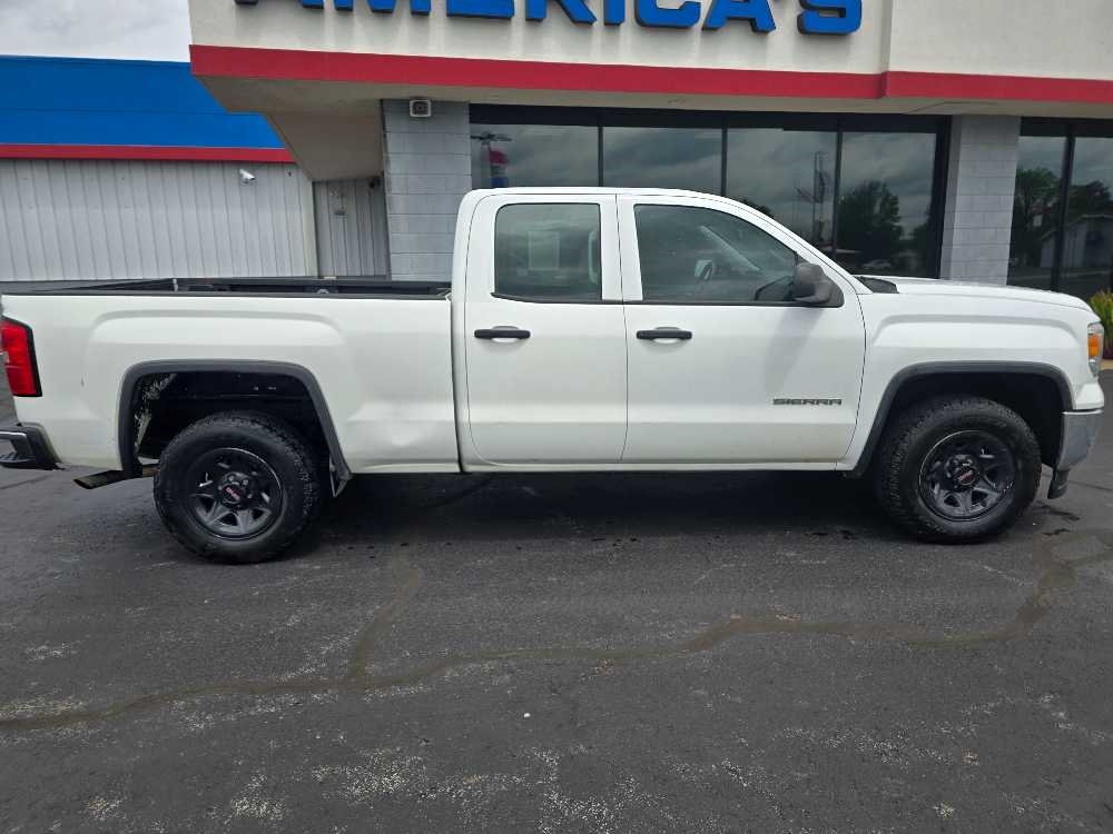 GMC SIERRA BASE