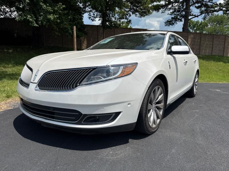 2015 Lincoln MKS Base's photo