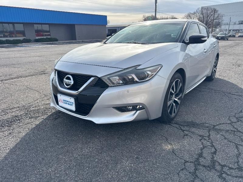 2018 Nissan Maxima SV's photo