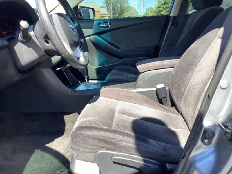 Image of 2009 Nissan Altima S