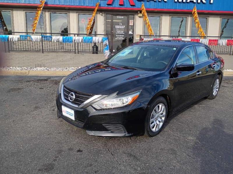 2017 Nissan Altima S's photo