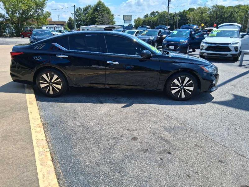 Image of 2019 Nissan Altima SL