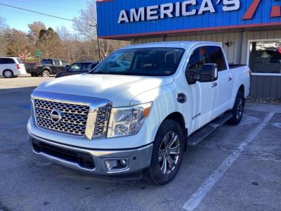 2017 Nissan Titan