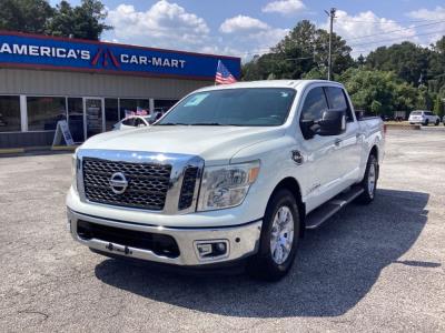2017 Nissan Titan