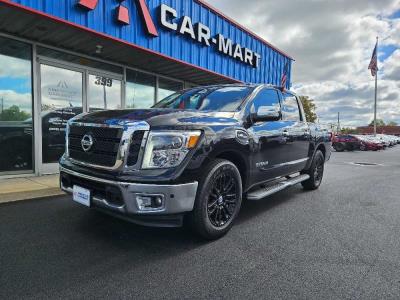 2017 Nissan Titan