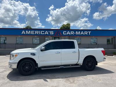 2017 Nissan Titan